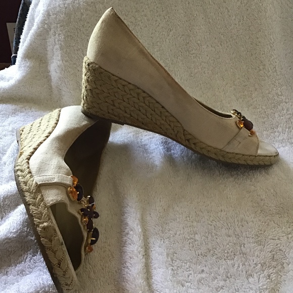 Nygard wedge embellished shoes - Picture 4 of 6